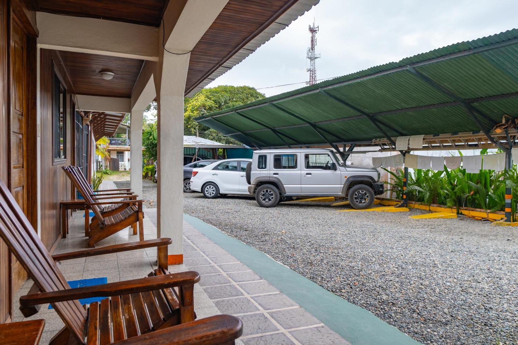 Cabinas Arrecife Cahuita Kültér fotó